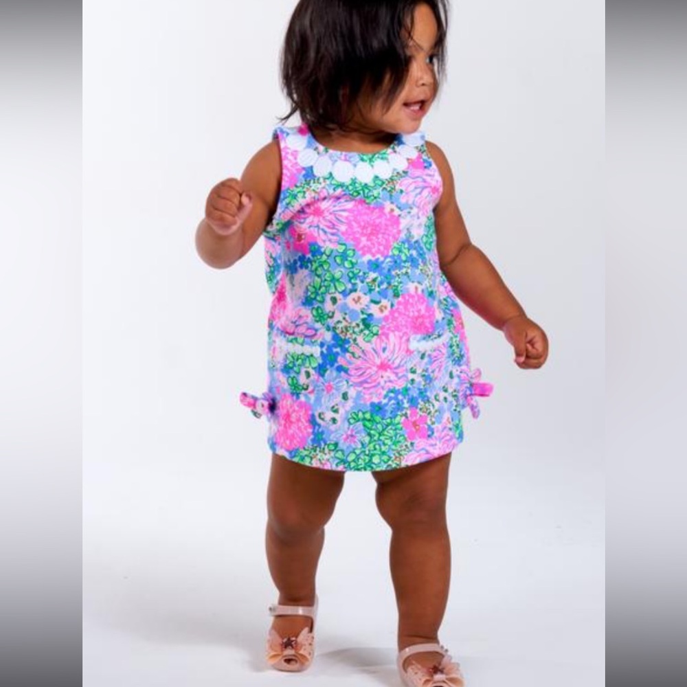 Excellent condition. Worn once Girls Little Lilly Knit Shift Dress  6-12 MONTHS.